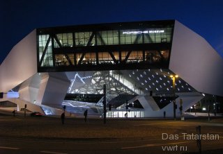 Porsche-Museum2_sm